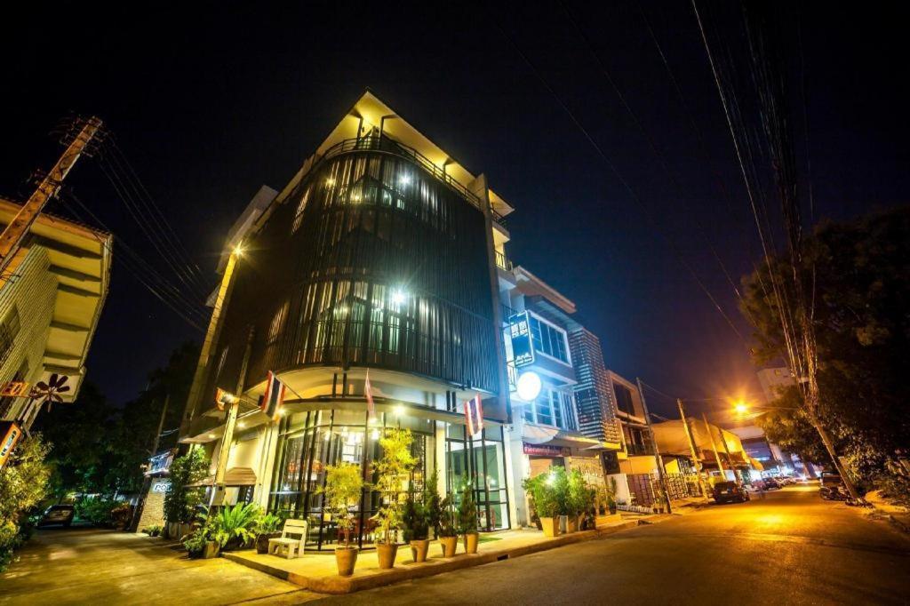 De Poem Loft Boutique Residence Хат Яй Екстериор снимка