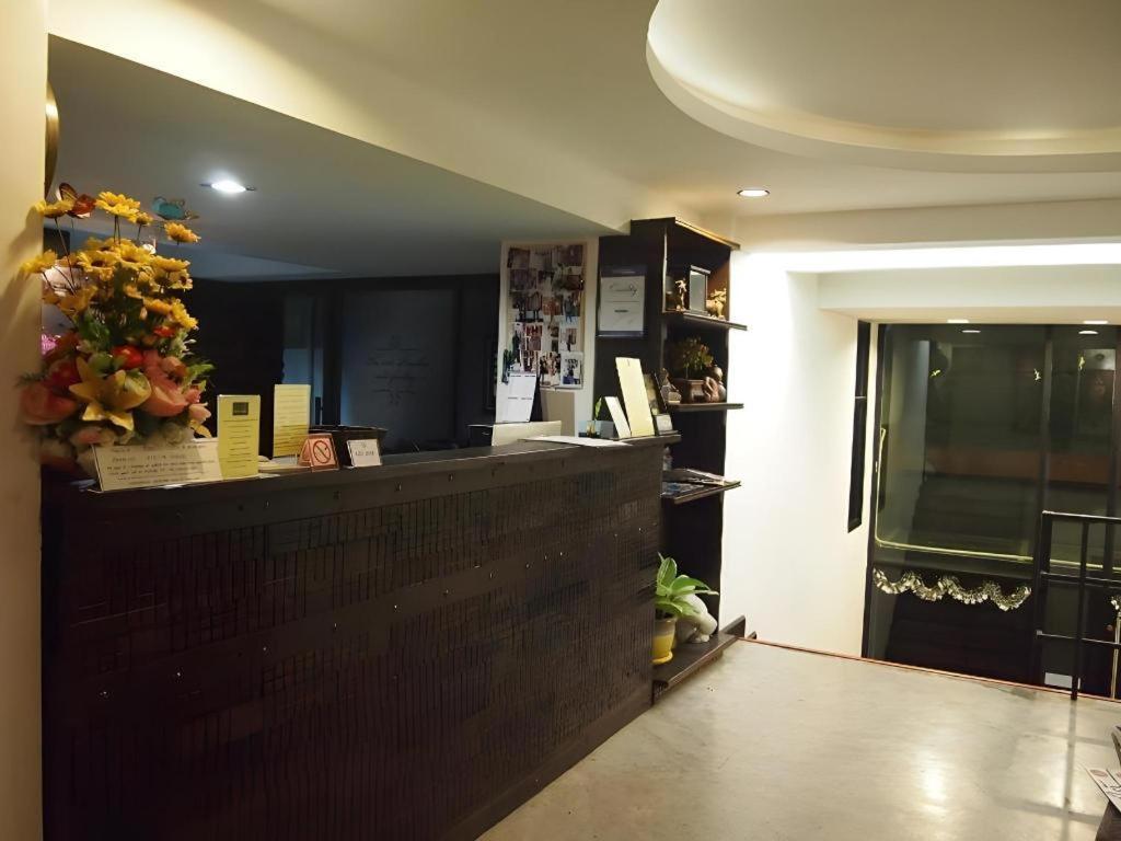 De Poem Loft Boutique Residence Хат Яй Екстериор снимка